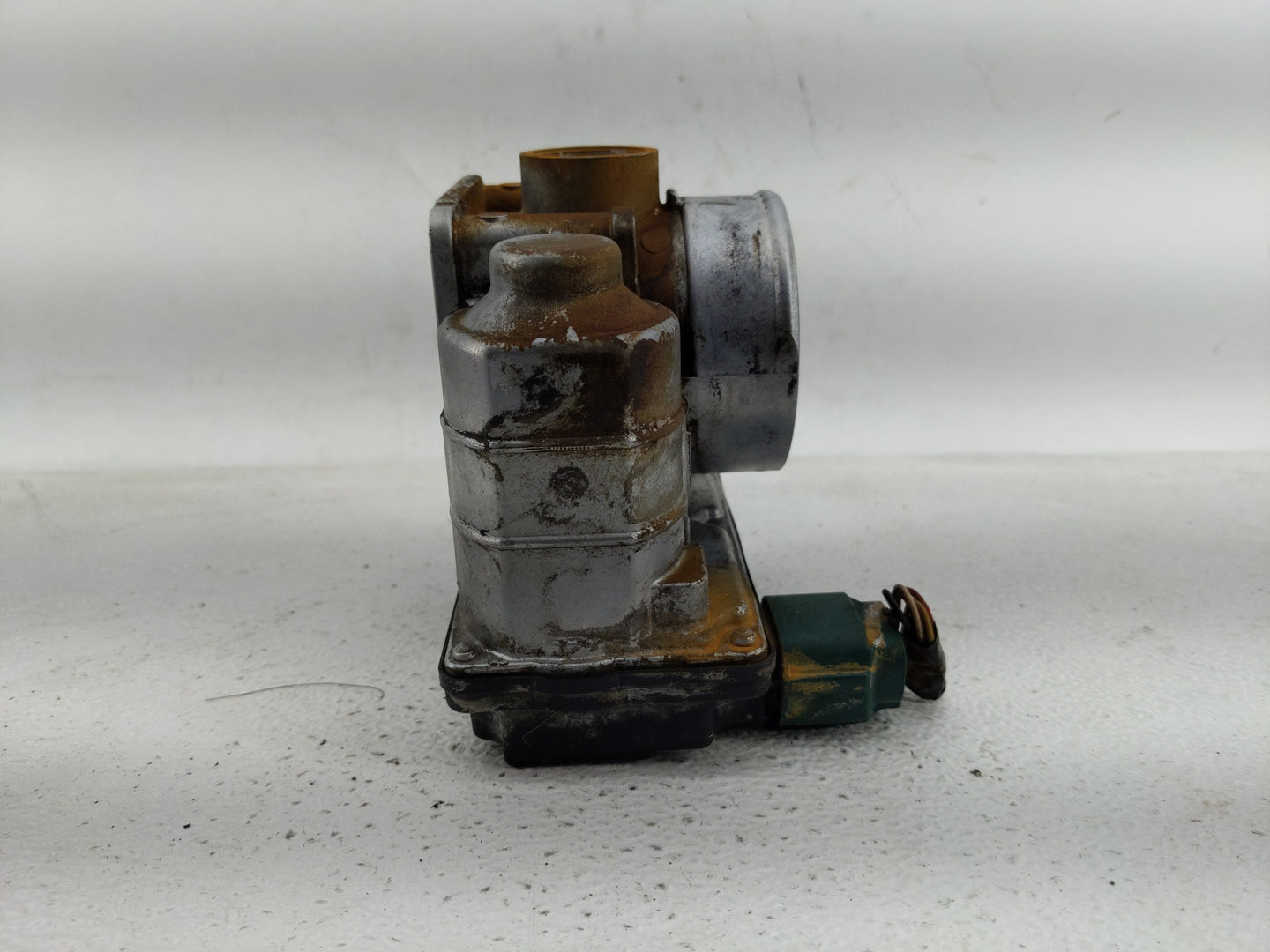 2002-2006 Nissan Altima Throttle Body Fits Fits 2002 2003 2004 2005 2006 OEM Used Auto Parts - Oemusedautoparts1.com