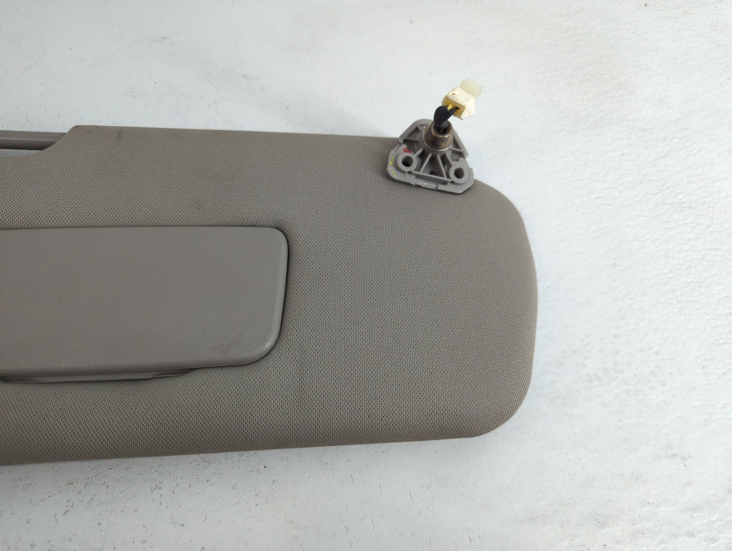 2005-2006 Nissan Altima Sun Visor Shade Replacement Passenger Right Mirror Fits Fits 2005 2006 OEM Used Auto Parts - Oemused