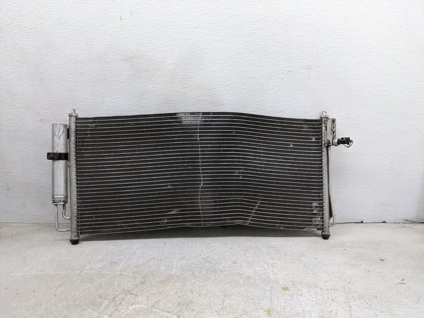 2002-2006 Nissan Altima Engine Cooling Radiator Condensor Fits Fits 2002 2003 2004 2005 2006 2007 2008 OEM Used Auto Parts -