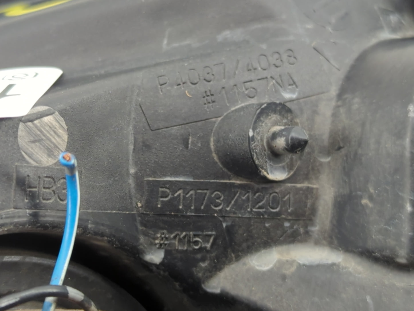 2005-2006 Nissan Altima Passenger Right Oem Head Light Headlight Lamp - Oemusedautoparts1.com
