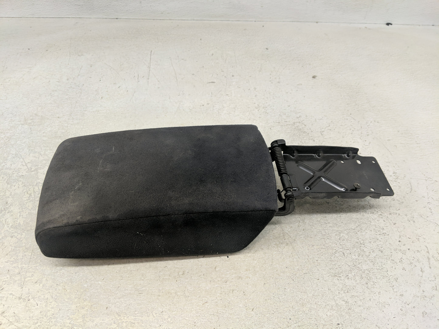 2006 Nissan Altima Center Console Armrest Cover Lid Fits OEM Used Auto Parts - Oemusedautoparts1.com
