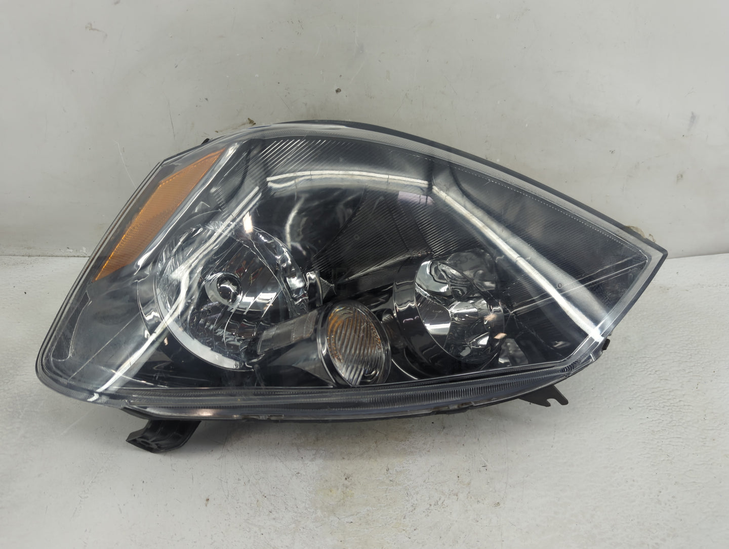 2005-2006 Nissan Altima Driver Left Oem Head Light Headlight Lamp - Oemusedautoparts1.com
