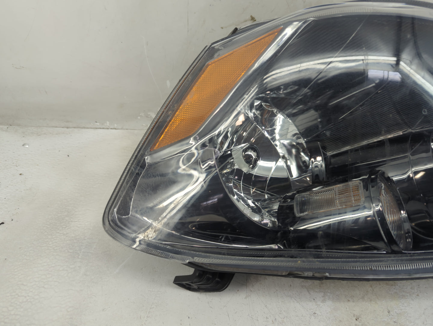 2005-2006 Nissan Altima Driver Left Oem Head Light Headlight Lamp - Oemusedautoparts1.com