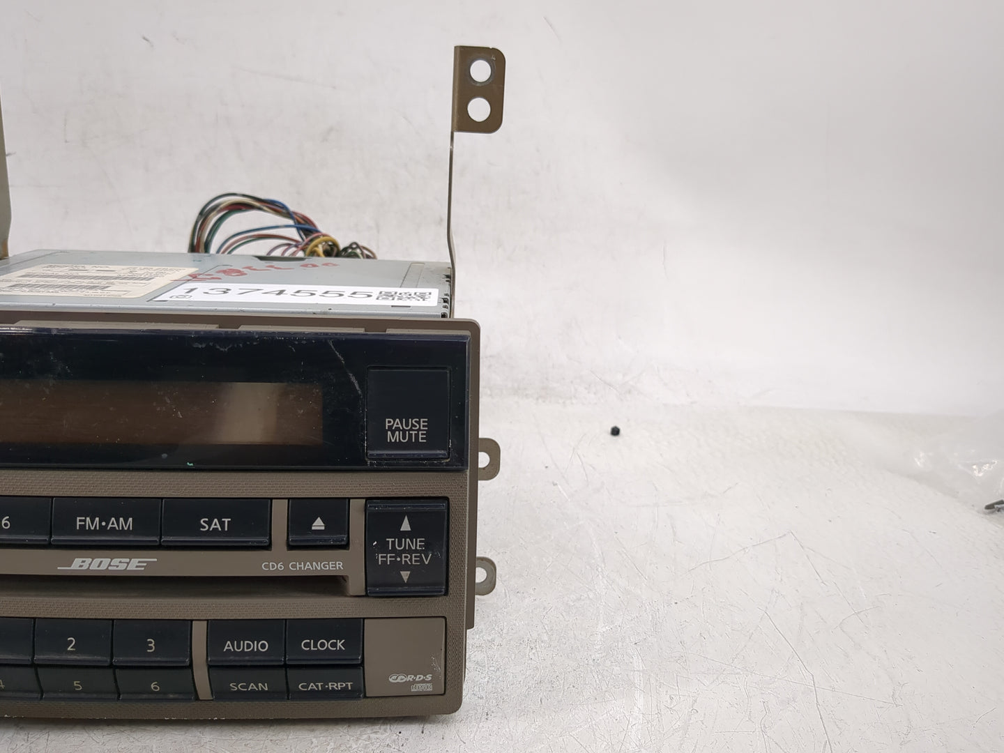 2005-2006 Nissan Altima Radio AM FM Cd Player Receiver Replacement P/N:28185ZB20C Fits Fits 2005 2006 OEM Used Auto Parts - 