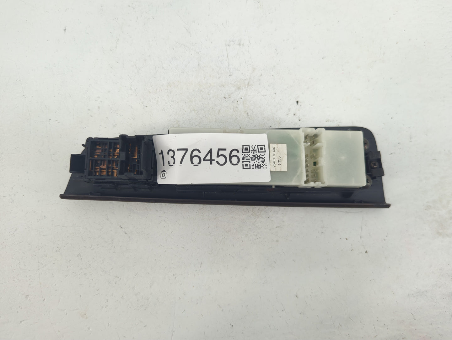 2005-2006 Nissan Altima Master Power Window Switch Replacement Driver Side Left P/N:25401 8J100 Fits Fits 2005 2006 OEM Used
