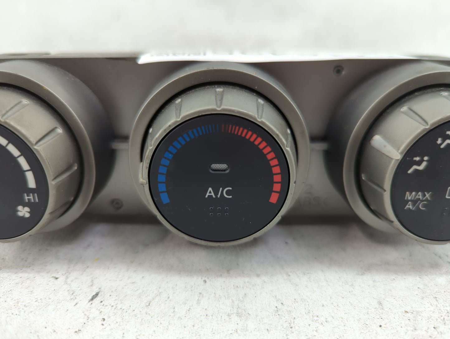 2005-2006 Nissan Altima Climate Control Module Temperature AC/Heater Replacement P/N:27500 ZB01A Fits Fits 2005 2006 OEM Use