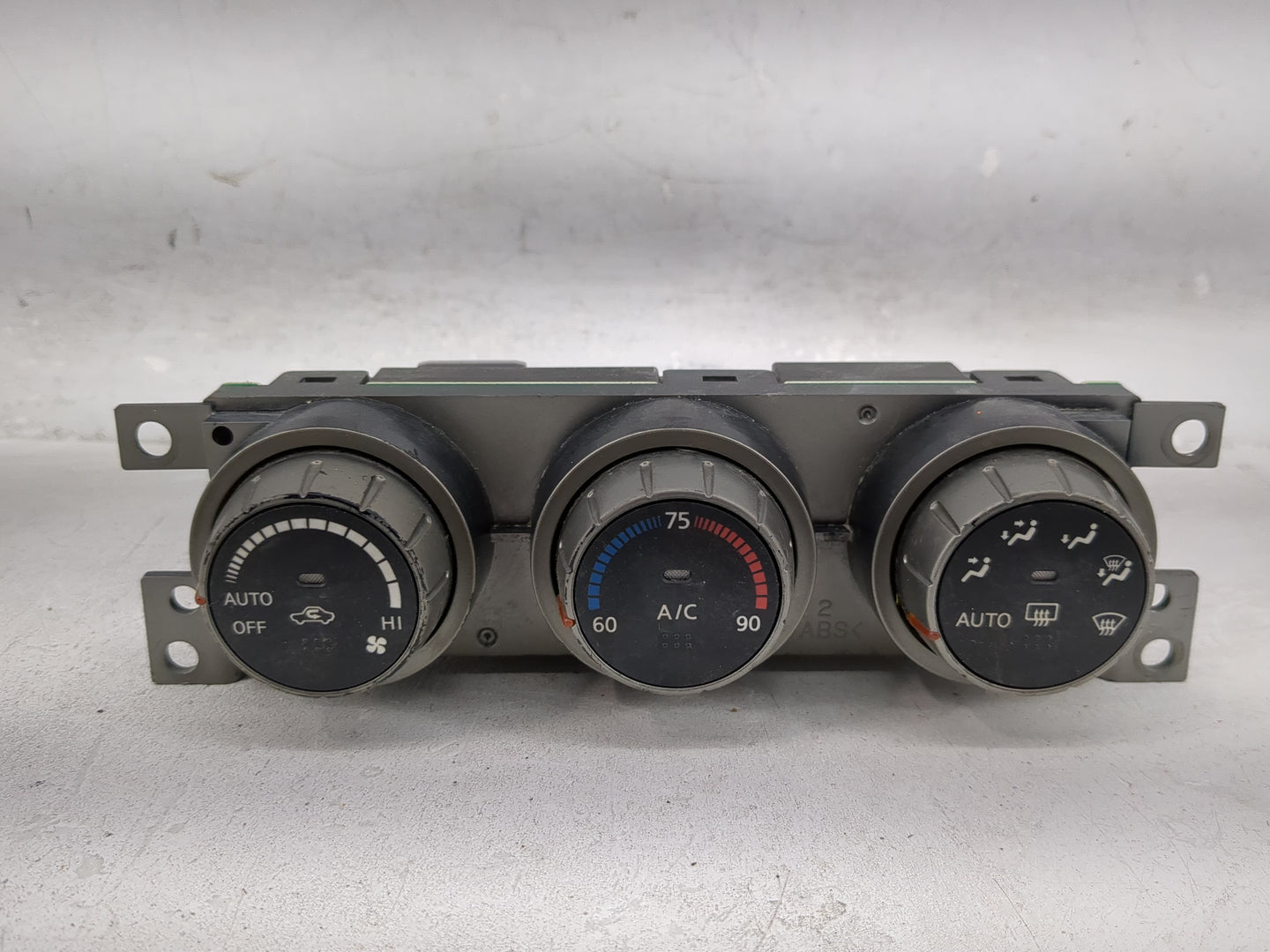 2005-2006 Nissan Altima Climate Control Module Temperature AC/Heater Replacement P/N:27500 ZB10B Fits Fits 2005 2006 OEM Use
