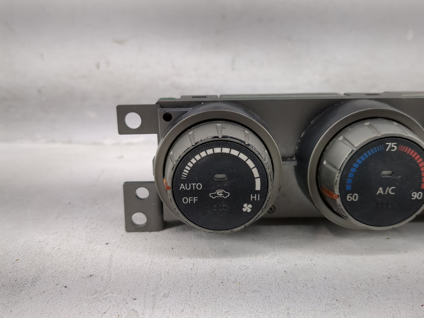 2005-2006 Nissan Altima Climate Control Module Temperature AC/Heater Replacement P/N:27500 ZB10B Fits Fits 2005 2006 OEM Use