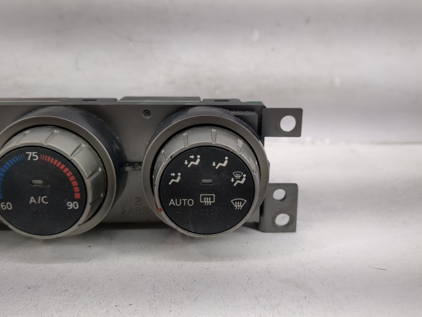 2005-2006 Nissan Altima Climate Control Module Temperature AC/Heater Replacement P/N:27500 ZB10B Fits Fits 2005 2006 OEM Use