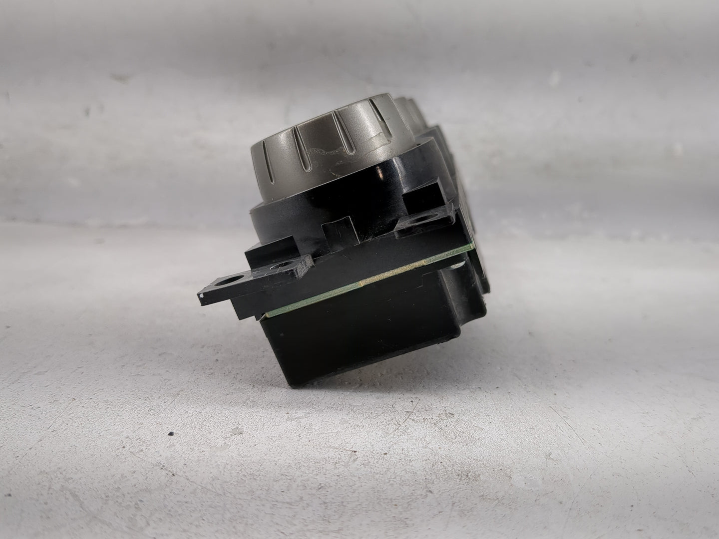 2005-2006 Nissan Altima Climate Control Module Temperature AC/Heater Replacement P/N:27500 ZB10B Fits Fits 2005 2006 OEM Use