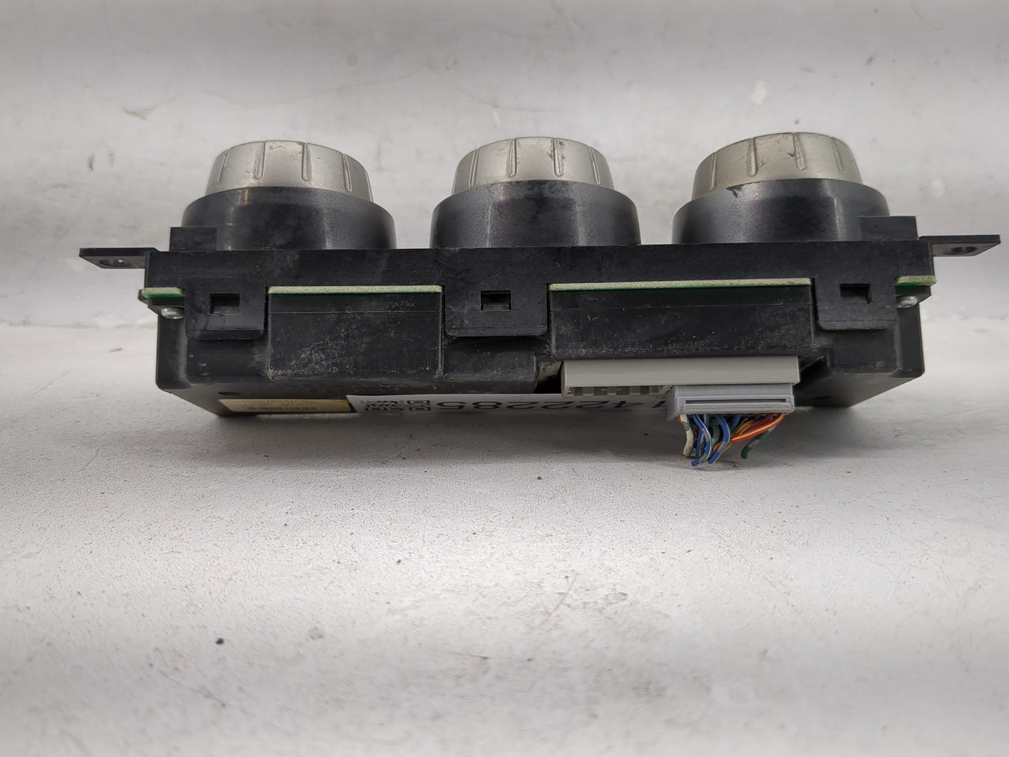 2005-2006 Nissan Altima Climate Control Module Temperature AC/Heater Replacement P/N:27500 ZB10B Fits Fits 2005 2006 OEM Use