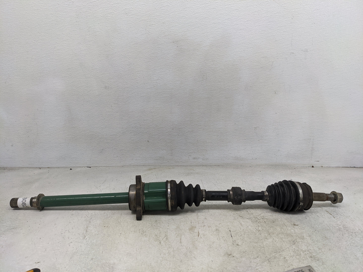 2005-2006 Nissan Altima Axle Shaft Front Passenger Cv C/v - Oemusedautoparts1.com