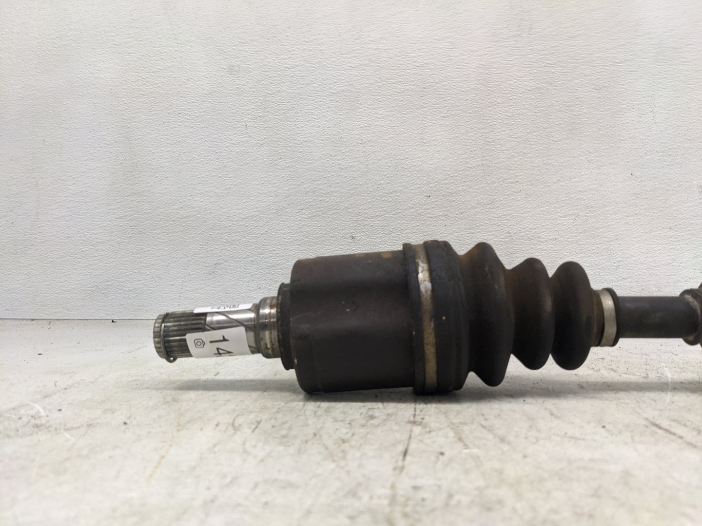 2005-2006 Nissan Altima Axle Shaft Front Driver Cv C/v - Oemusedautoparts1.com
