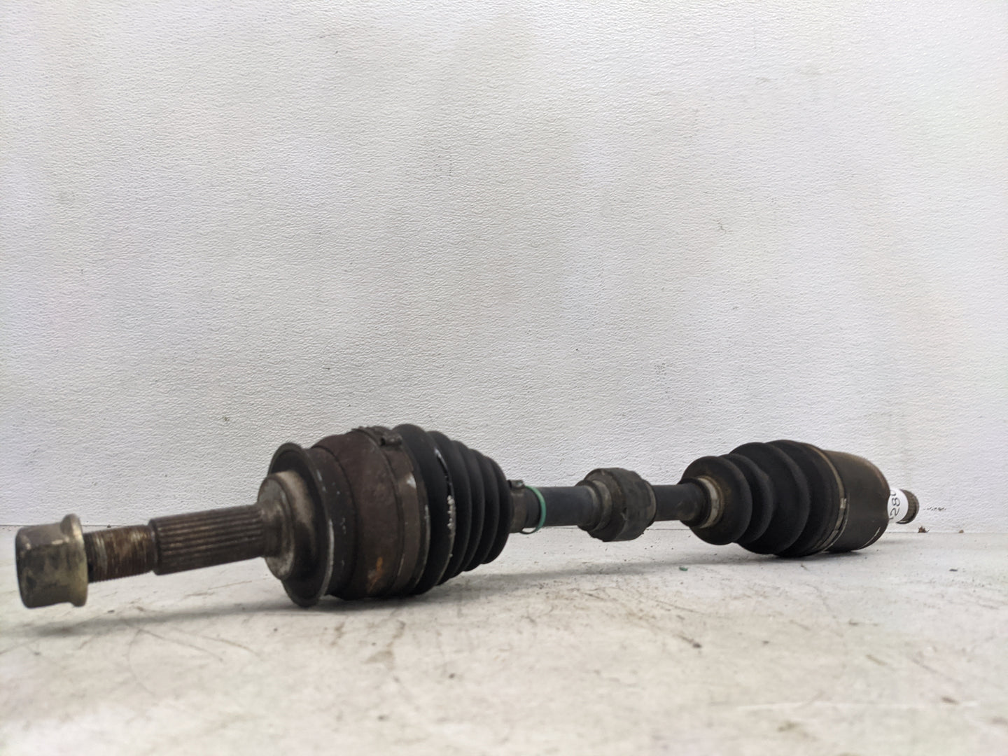 2005-2006 Nissan Altima Axle Shaft Front Driver Cv C/v - Oemusedautoparts1.com
