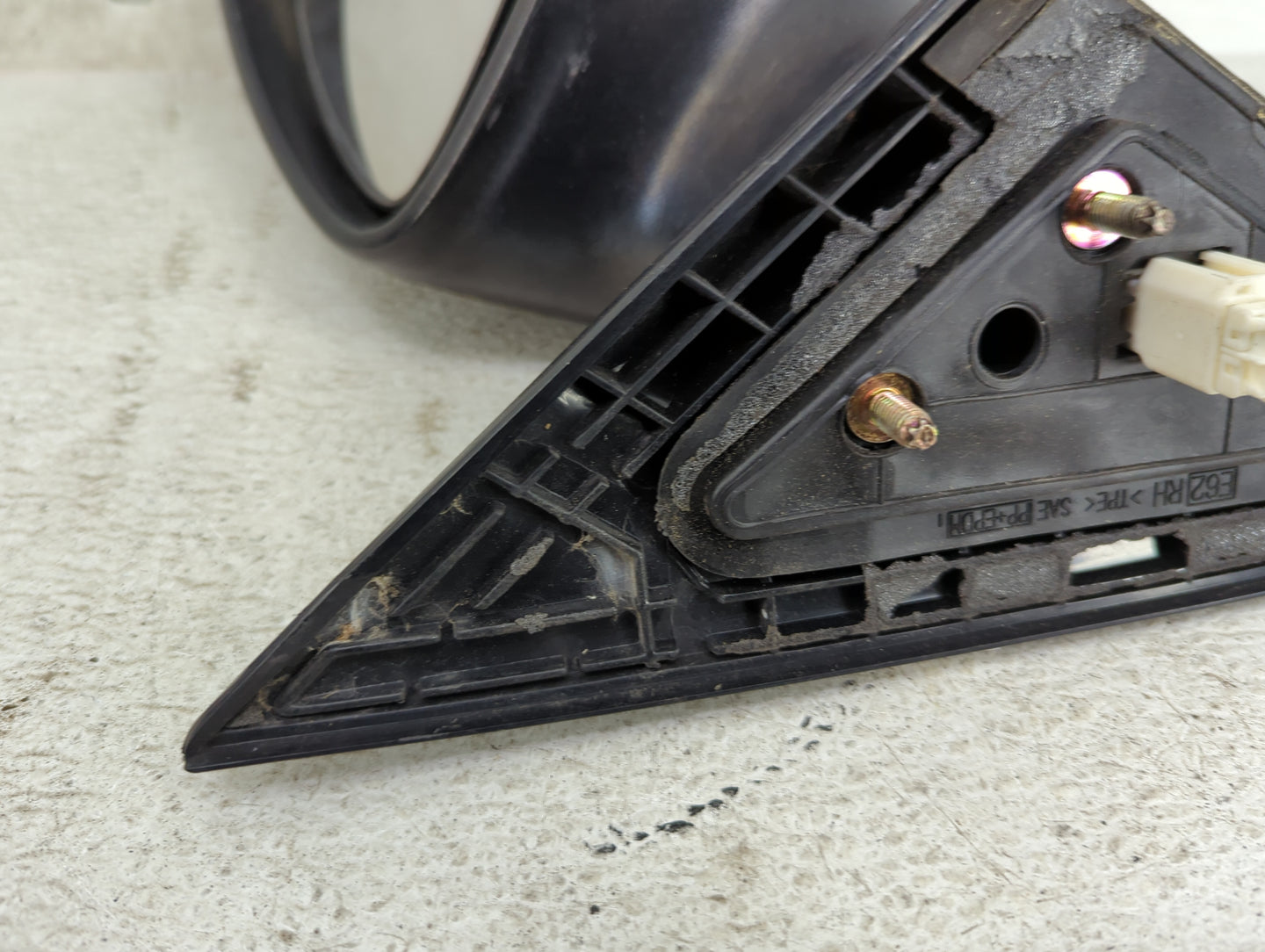 2005-2006 Nissan Altima Driver Side View Mirror - Left Door Mirror OEM Used - Oemusedautoparts1.com