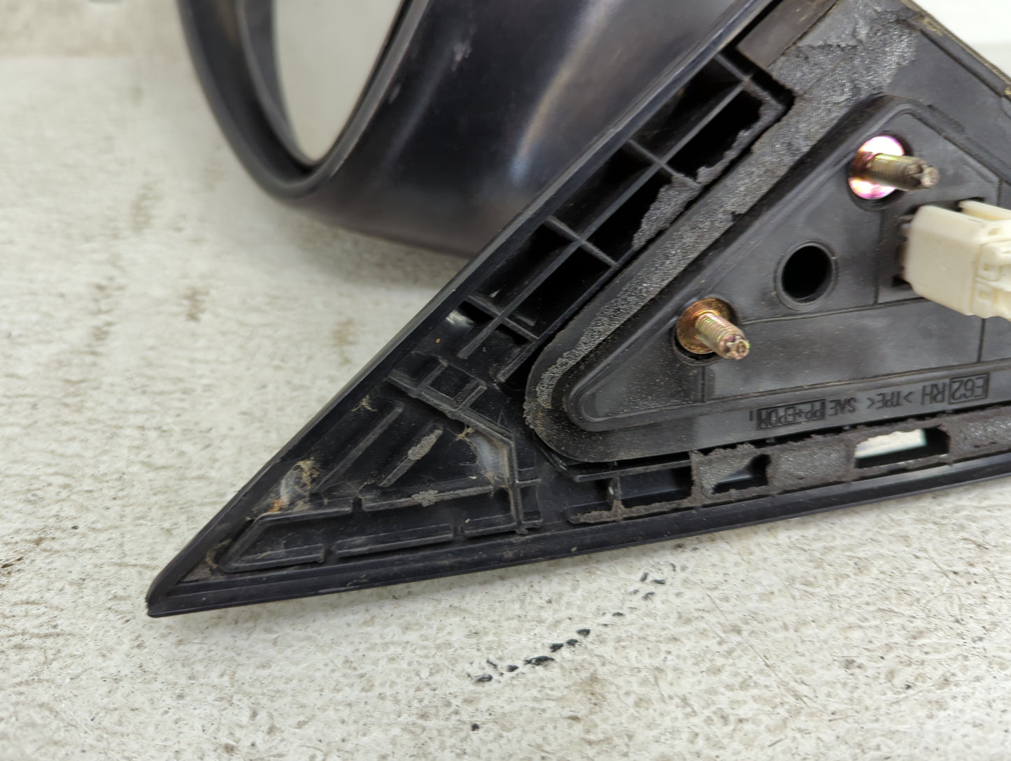 2005-2006 Nissan Altima Driver Side View Mirror - Left Door Mirror OEM Used - Oemusedautoparts1.com