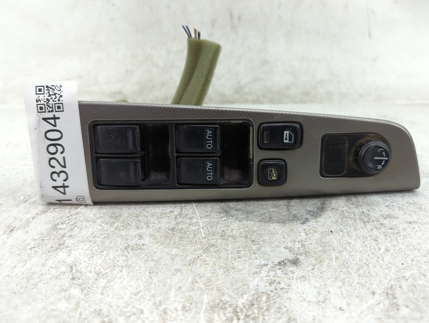 2005-2006 Nissan Altima Master Power Window Switch Replacement Driver Side Left P/N:25401 8J100 Fits Fits 2005 2006 OEM Used