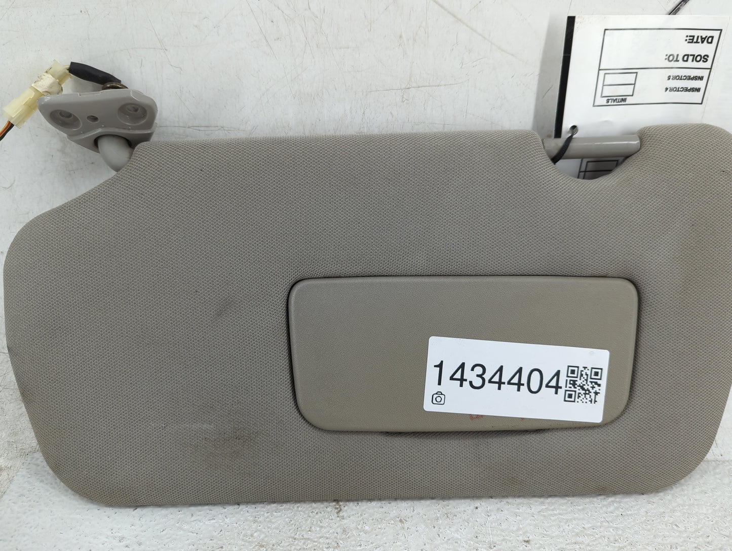 2006 Nissan Altima Sun Visor Shade Replacement Driver Left Mirror Fits OEM Used Auto Parts - Oemusedautoparts1.com