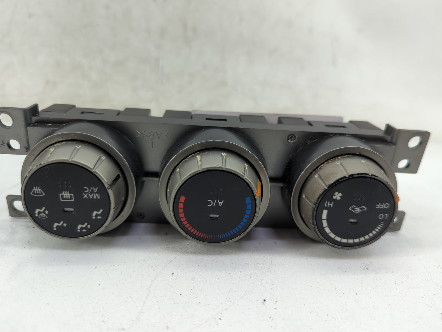 2005-2006 Nissan Altima Climate Control Module Temperature AC/Heater Replacement P/N:27500 ZB02A Fits Fits 2005 2006 OEM Use