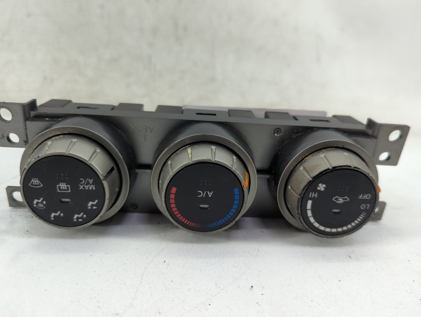 2005-2006 Nissan Altima Climate Control Module Temperature AC/Heater Replacement P/N:27500 ZB02A Fits Fits 2005 2006 OEM Use