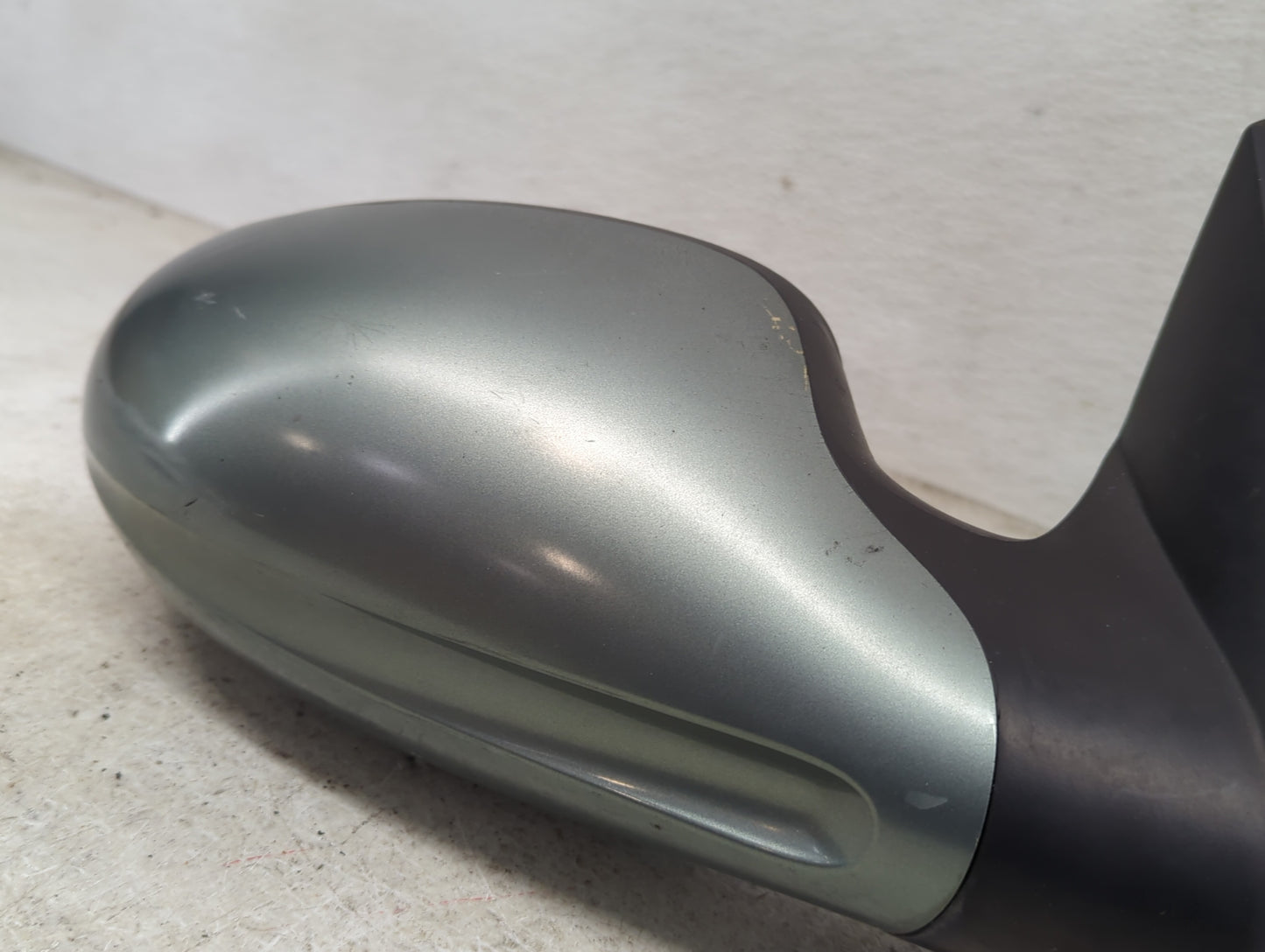 2005-2006 Nissan Altima Passenger Side View Mirror - Right Door Mirror OEM Used - Oemusedautoparts1.com