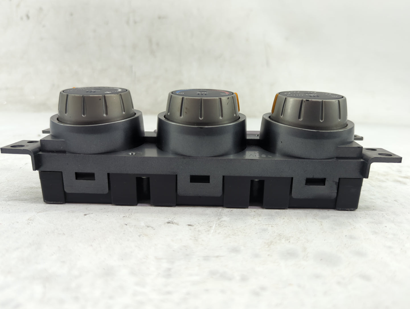2005-2006 Nissan Altima Climate Control Module Temperature AC/Heater Replacement P/N:27500 ZB10B Fits Fits 2005 2006 OEM Use