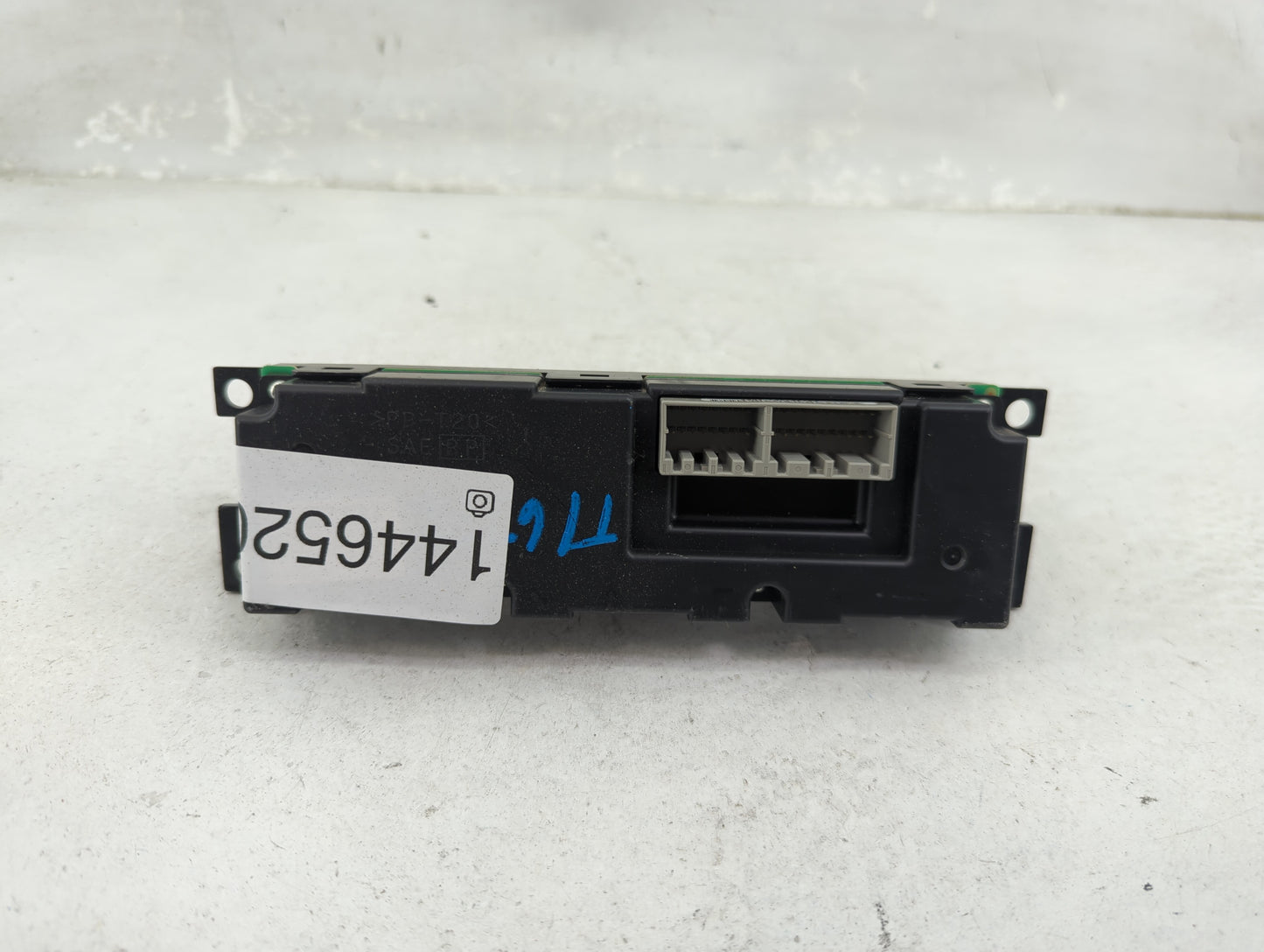 2005-2006 Nissan Altima Climate Control Module Temperature AC/Heater Replacement Fits Fits 2005 2006 OEM Used Auto Parts - O