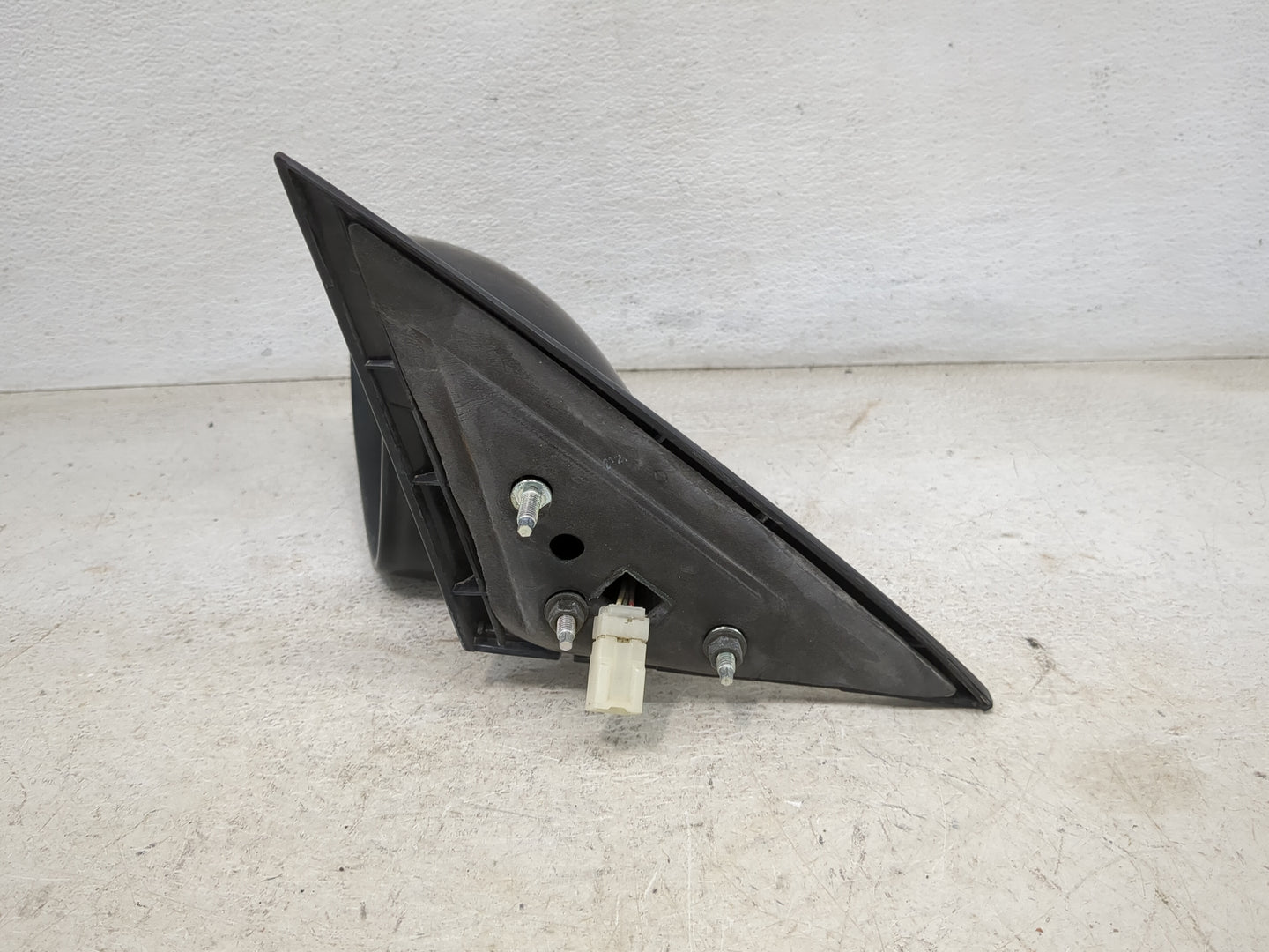 2005-2006 Nissan Altima Driver Side View Mirror - Left Door Mirror OEM Used - Oemusedautoparts1.com