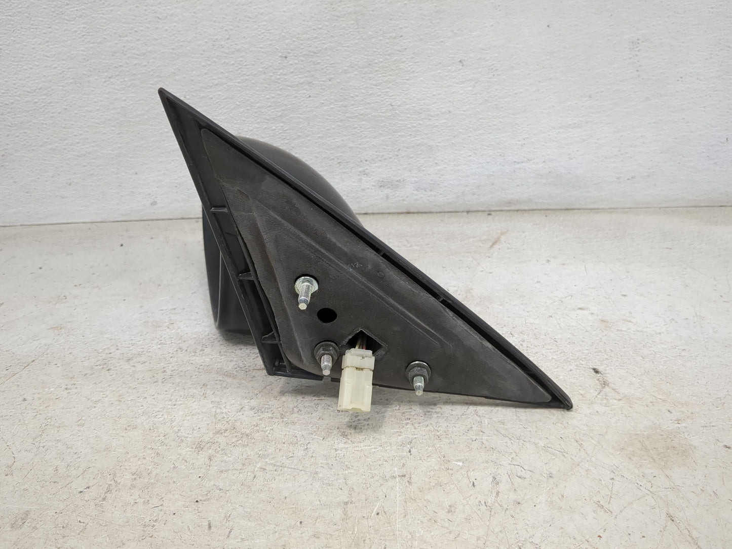 2005-2006 Nissan Altima Driver Side View Mirror - Left Door Mirror OEM Used - Oemusedautoparts1.com