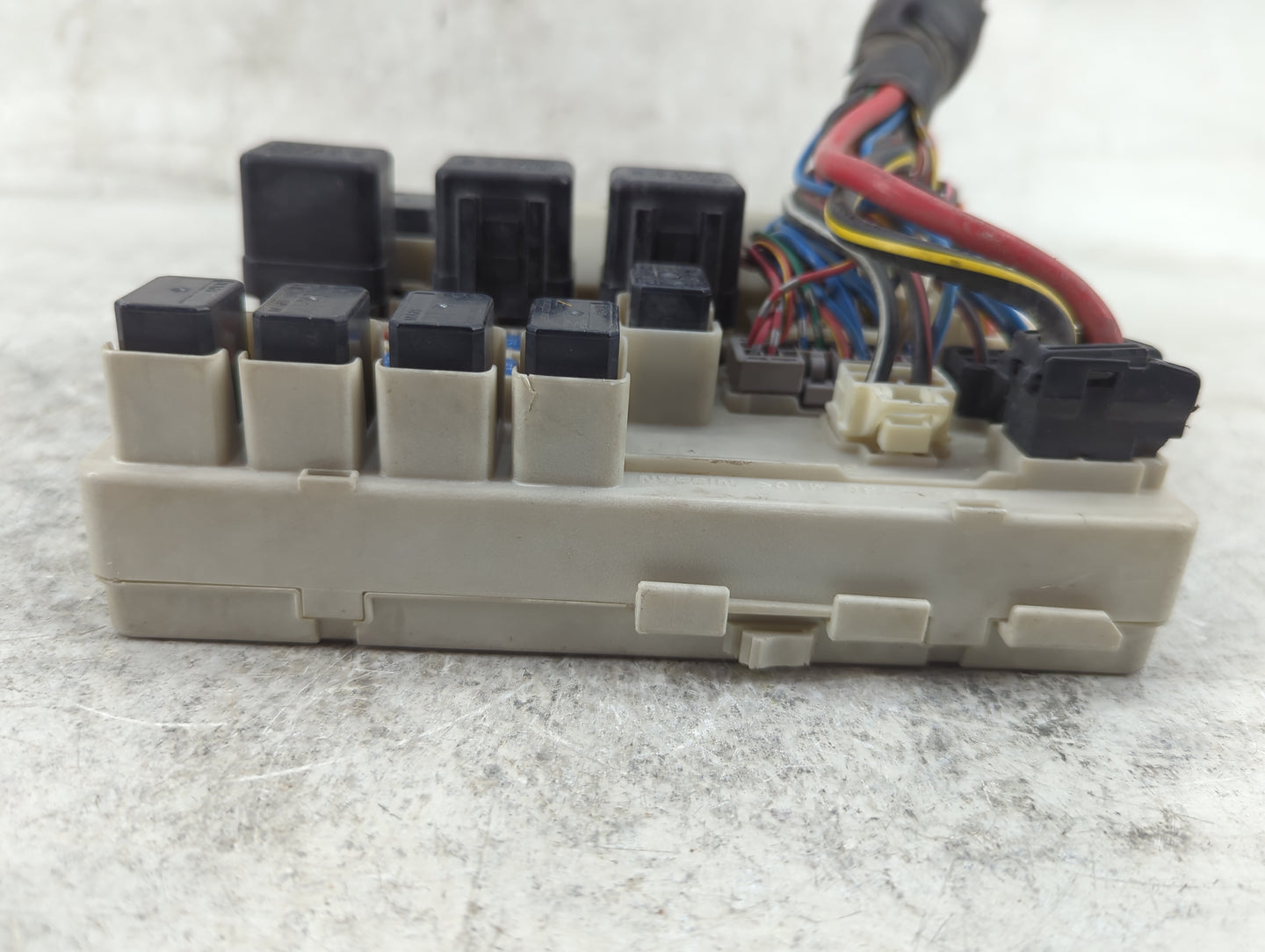 2002-2006 Nissan Altima Fusebox Fuse Box Panel Relay Module Fits Fits 2002 2003 2004 2005 2006 OEM Used Auto Parts - Oemused