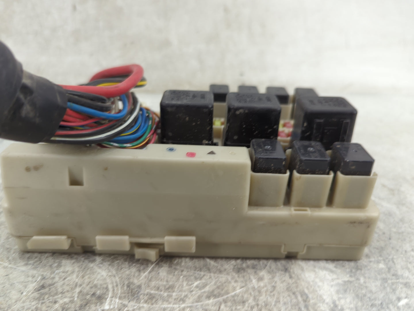 2002-2006 Nissan Altima Fusebox Fuse Box Panel Relay Module Fits Fits 2002 2003 2004 2005 2006 OEM Used Auto Parts - Oemused