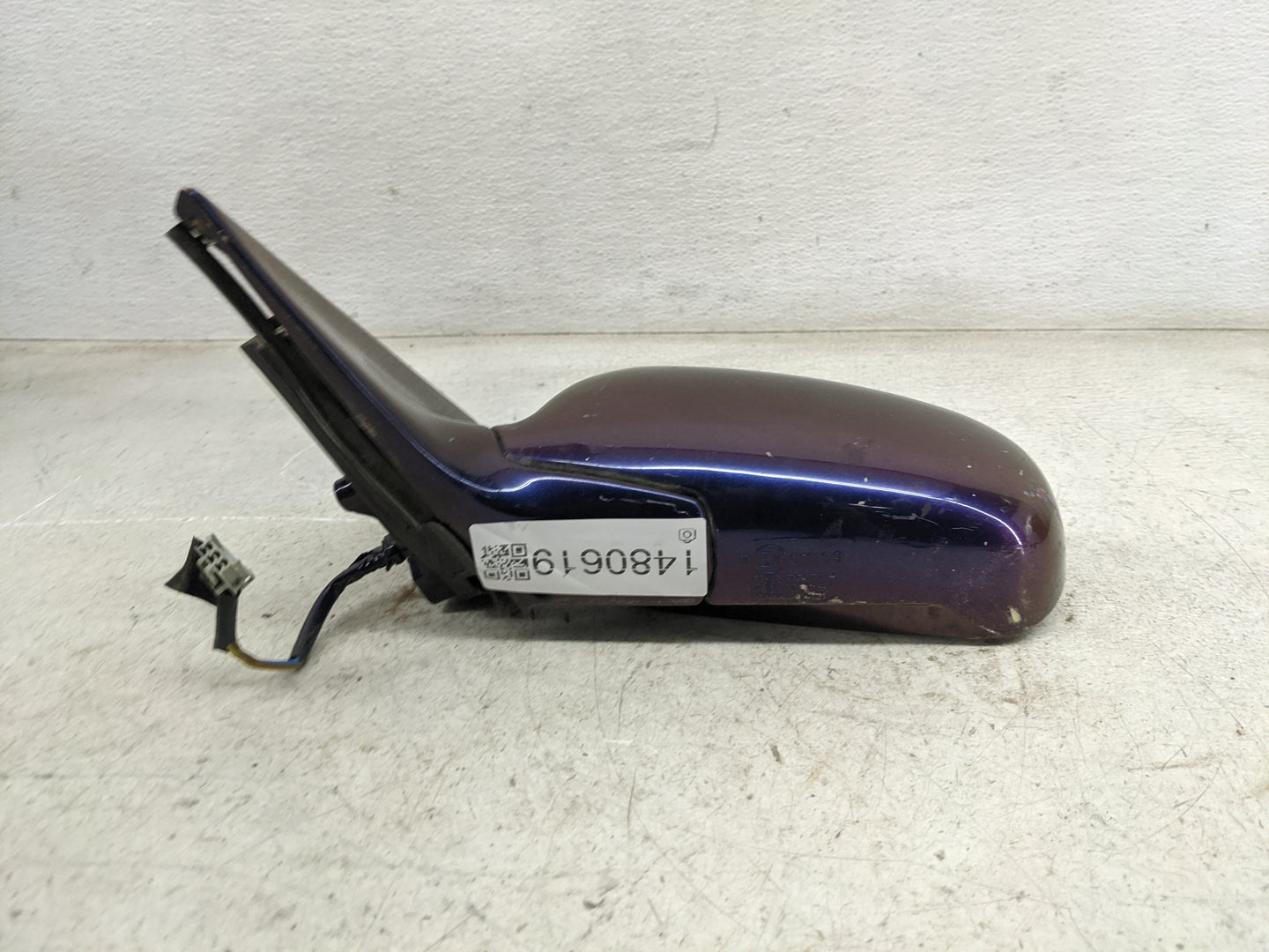 2006 Nissan Altima Driver Side View Mirror - Left Door Mirror OEM Used - Oemusedautoparts1.com