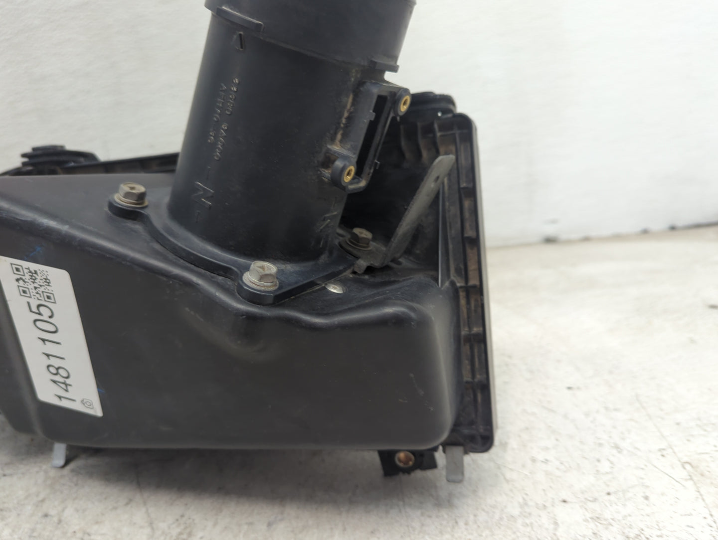 2002-2006 Nissan Altima Air Cleaner Intake-duct Hose Tube 1481105 - Oemusedautoparts1.com