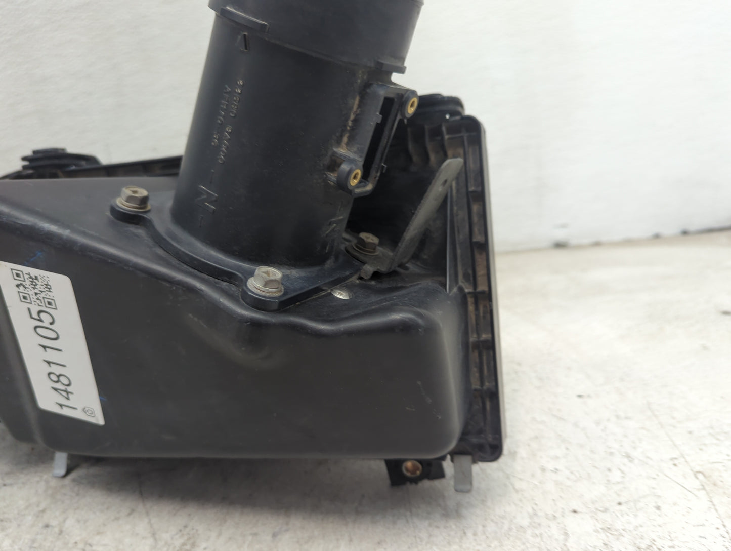 2002-2006 Nissan Altima Air Cleaner Intake-duct Hose Tube 1481105 - Oemusedautoparts1.com