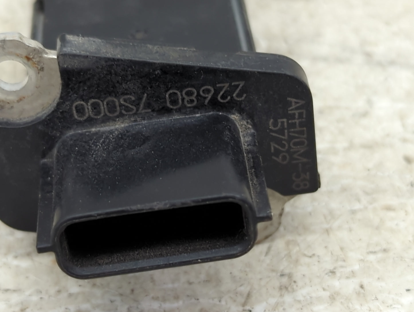2004-2006 Nissan Altima Mass Air Flow Meter Maf 1489713 - Oemusedautoparts1.com