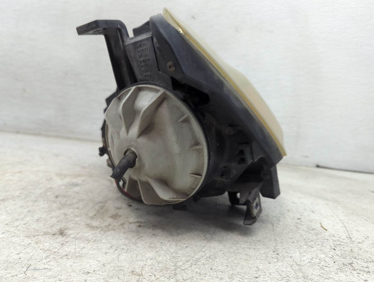 2006 Nissan Altima Passenger Right Oem Head Light Headlight Lamp 1498968 - Oemusedautoparts1.com