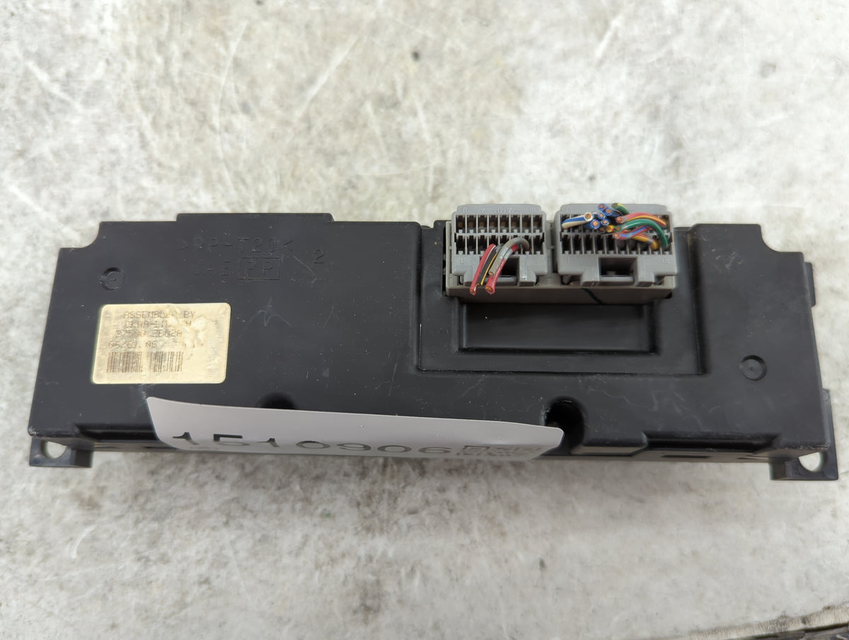 2005-2006 Nissan Altima Climate Control Module Temperature AC/Heater Replacement Fits Fits 2005 2006 OEM Used Auto Parts - O
