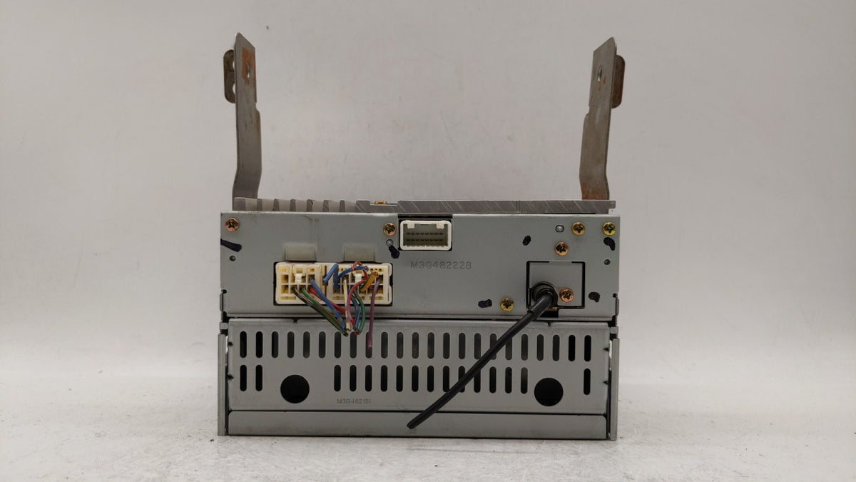 2005-2006 Nissan Altima Radio AM FM Cd Player Receiver Replacement P/N:28185 ZB10B 28185 ZB00B, 28185 ZB00C Fits 2005 2006 O