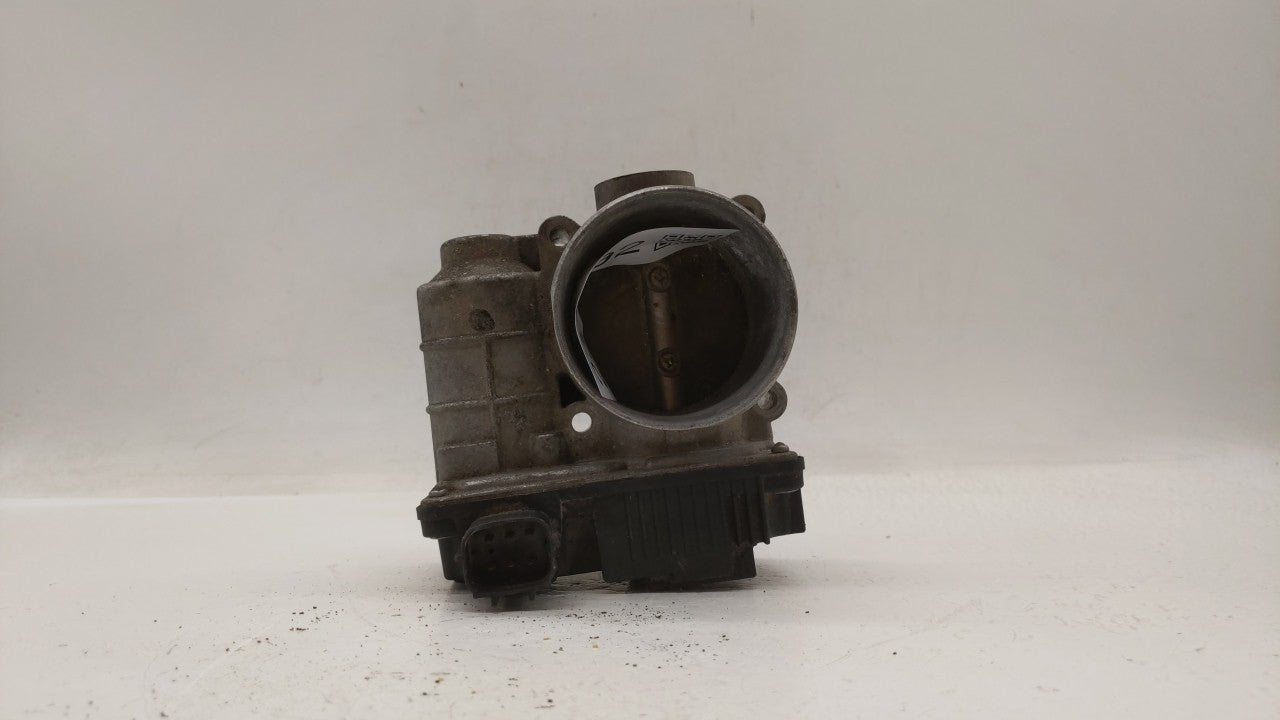 2002-2006 Nissan Altima Throttle Body P/N:576-01 SERA576-01, RME60-06 Fits Fits 2002 2003 2004 2005 2006 OEM Used Auto Parts