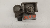 2002-2006 Nissan Altima Throttle Body P/N:576-01 SERA576-01, RME60-06 Fits Fits 2002 2003 2004 2005 2006 OEM Used Auto Parts