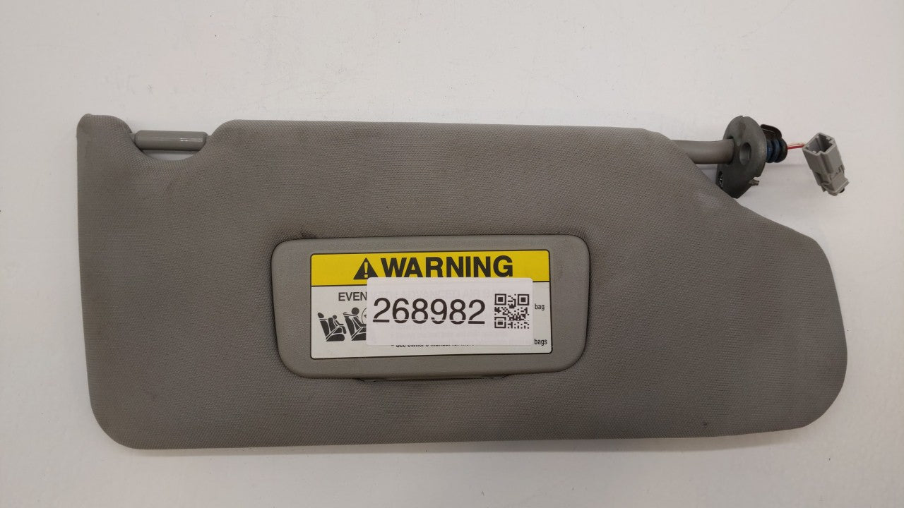 2005-2006 Nissan Altima Sun Visor Shade Replacement Passenger Right Mirror Fits Fits 2005 2006 OEM Used Auto Parts - Oemused