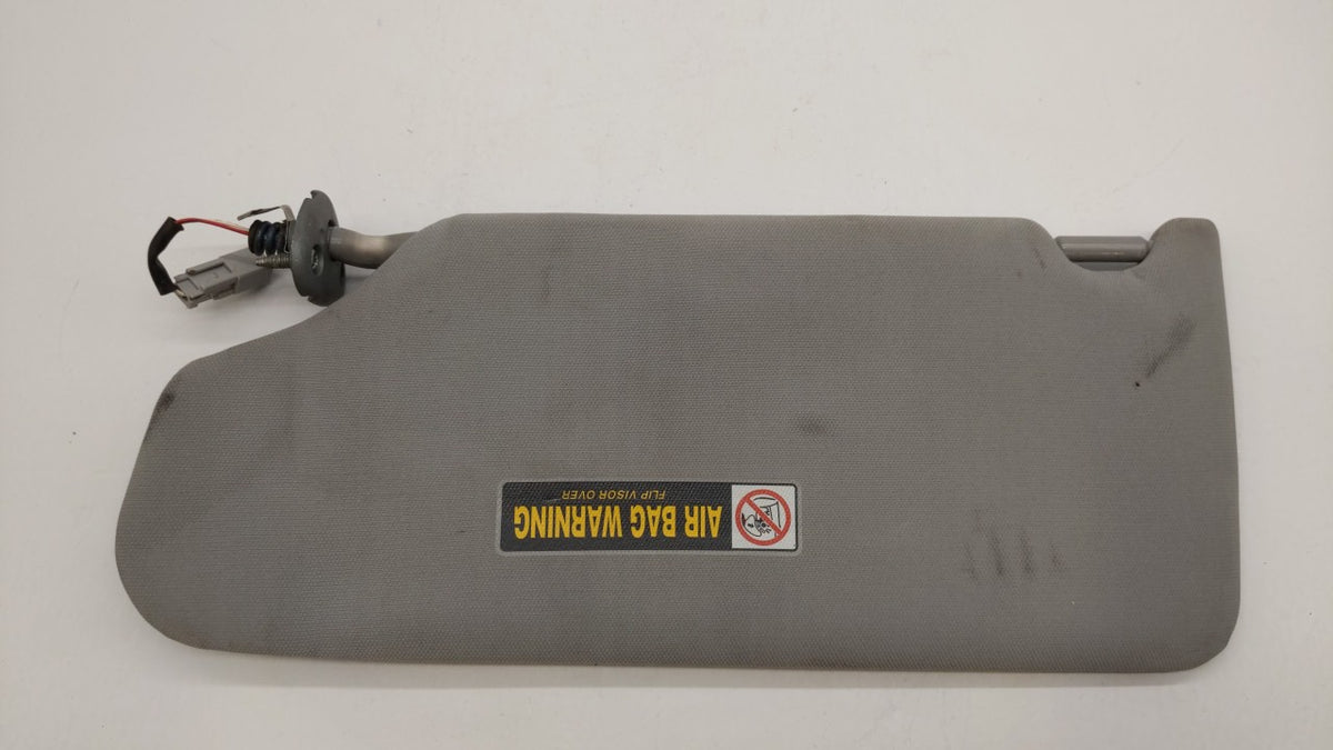 2005-2006 Nissan Altima Sun Visor Shade Replacement Passenger Right Mirror Fits Fits 2005 2006 OEM Used Auto Parts - Oemused