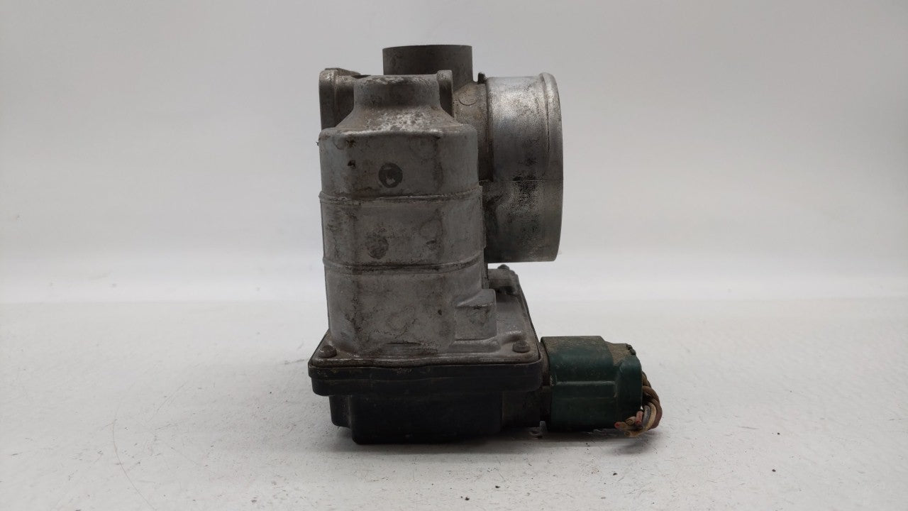 2002-2006 Nissan Altima Throttle Body P/N:576-01 SERA576-01, RME60-06 Fits Fits 2002 2003 2004 2005 2006 OEM Used Auto Parts