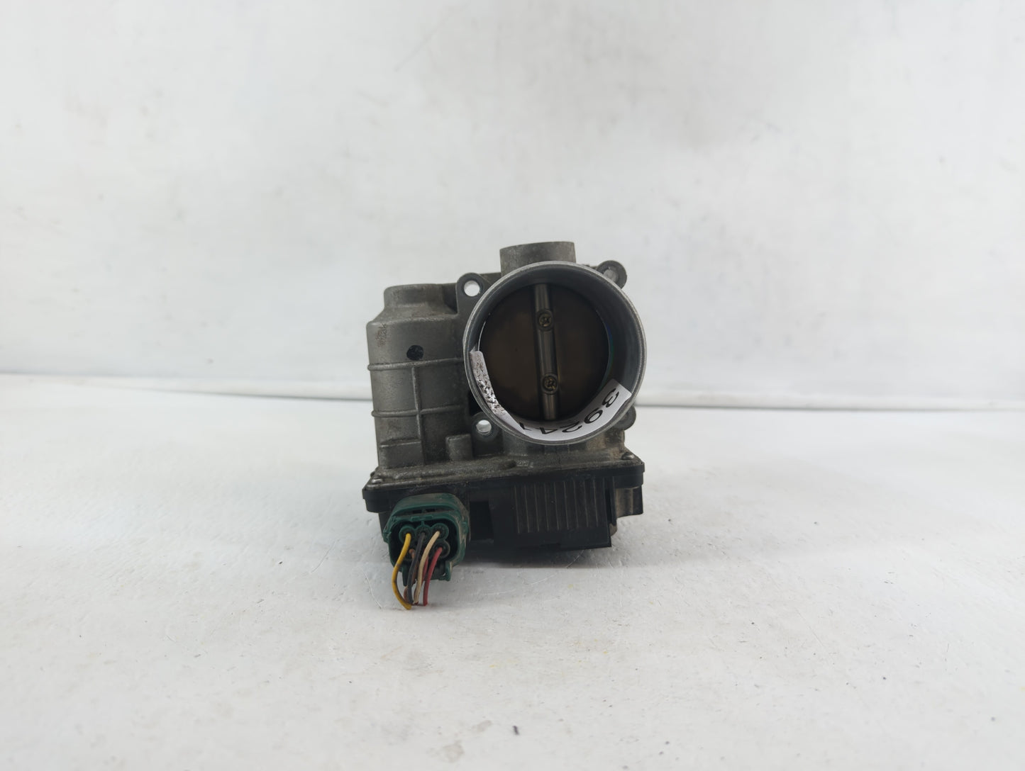 2002-2006 Nissan Altima Throttle Body P/N:RME60-05 576-01, SERA576-01, RME60-06 Fits Fits 2002 2003 2004 2005 2006 OEM Used 