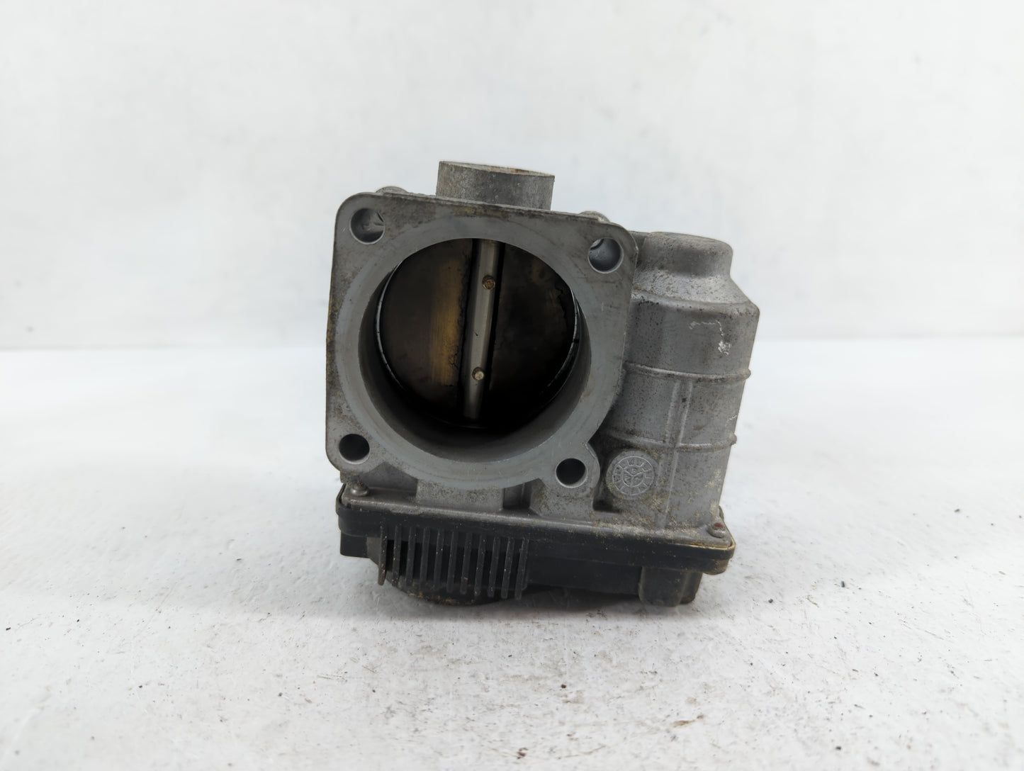 2002-2006 Nissan Altima Throttle Body P/N:RME60-05 576-01, SERA576-01, RME60-06 Fits Fits 2002 2003 2004 2005 2006 OEM Used 