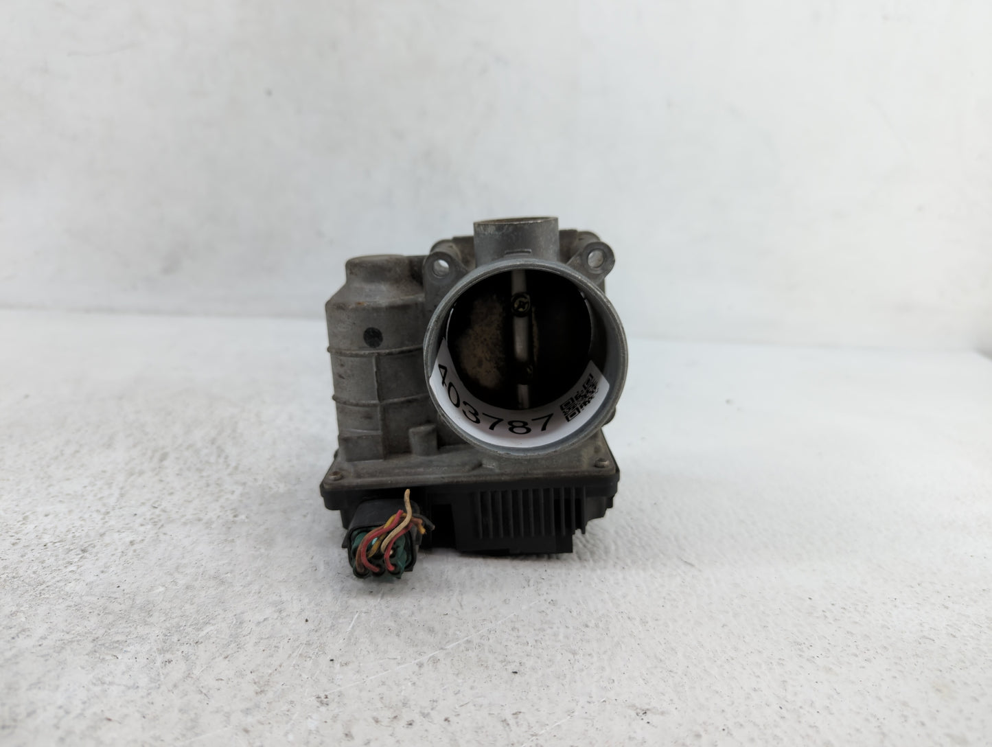 2002-2006 Nissan Altima Throttle Body P/N:RME60-05 576-01, SERA576-01, RME60-06 Fits Fits 2002 2003 2004 2005 2006 OEM Used 