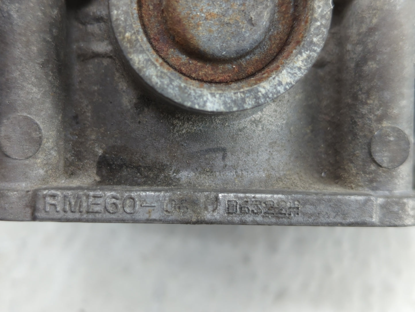 2002-2006 Nissan Altima Throttle Body P/N:RME60-05 576-01, SERA576-01, RME60-06 Fits Fits 2002 2003 2004 2005 2006 OEM Used 