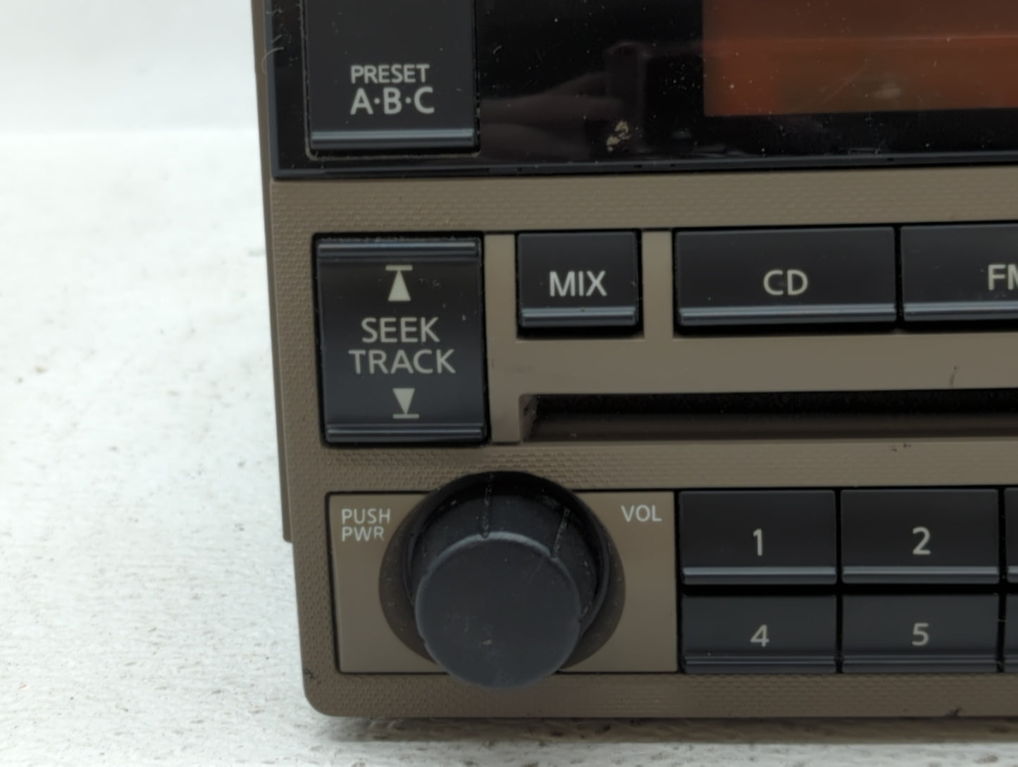 2005-2006 Nissan Altima Radio AM FM Cd Player Receiver Replacement P/N:28185 ZB10B 28185 ZB20C, 28185 ZB10A Fits Fits 2005 2