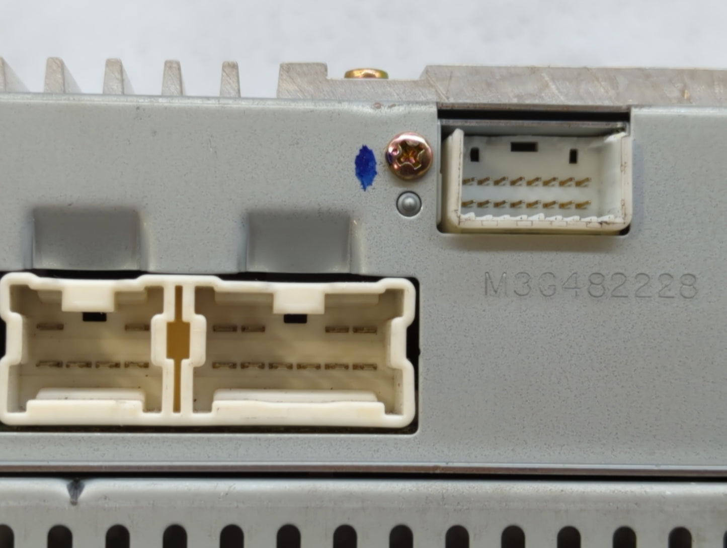 2005-2006 Nissan Altima Radio AM FM Cd Player Receiver Replacement P/N:28185 ZB10B 28185 ZB20C, 28185 ZB10A Fits Fits 2005 2