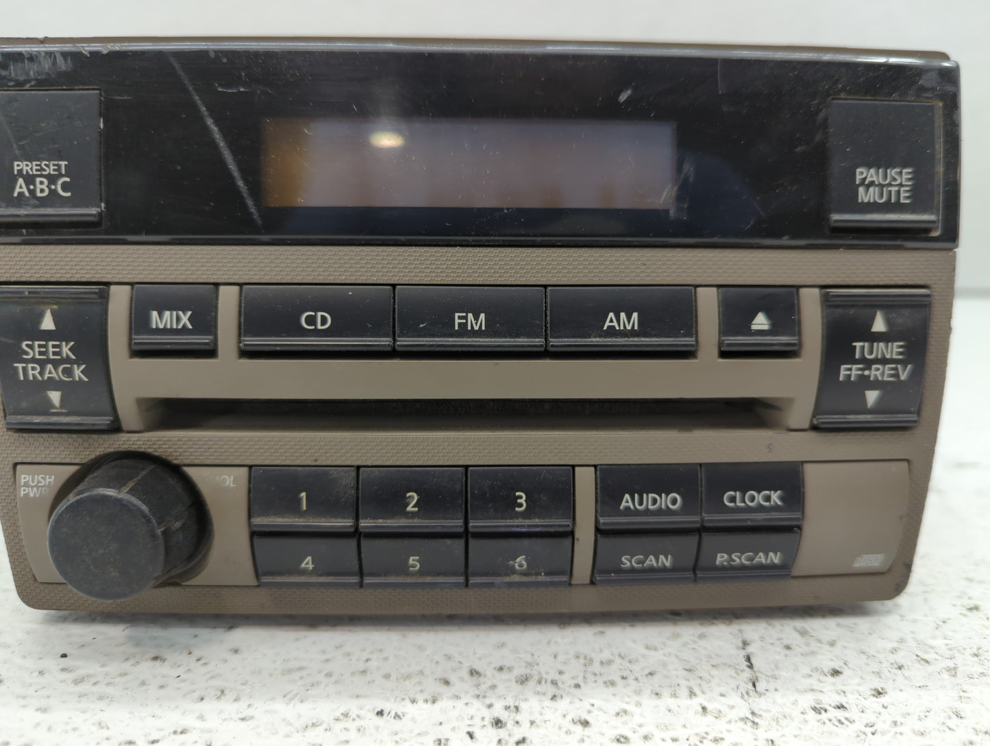 2005-2006 Nissan Altima Radio AM FM Cd Player Receiver Replacement P/N:28185 ZB10C 28185 ZB10B, 28185 ZB20C Fits Fits 2005 2
